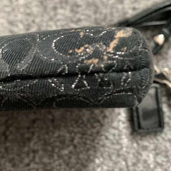 Coach wristlet - Picture 5 of 5